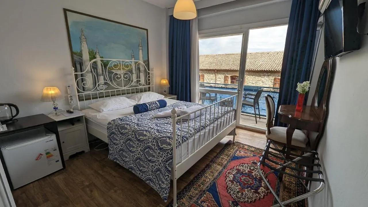 Urkmez Hotel Selcuk 3*,